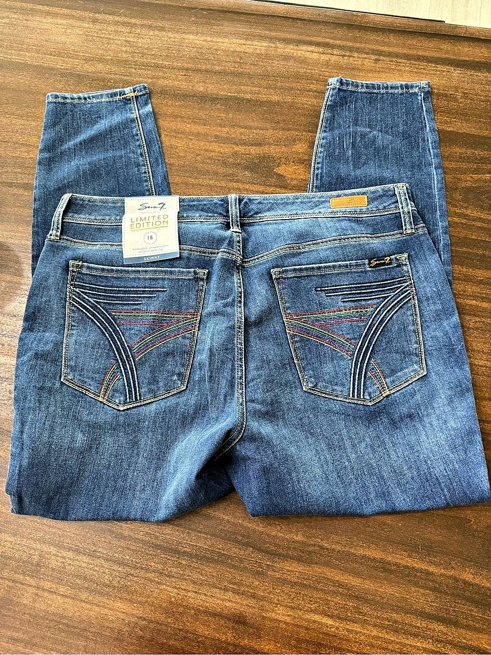 7 for all mankind skinny jeans - Picture 3 of 5